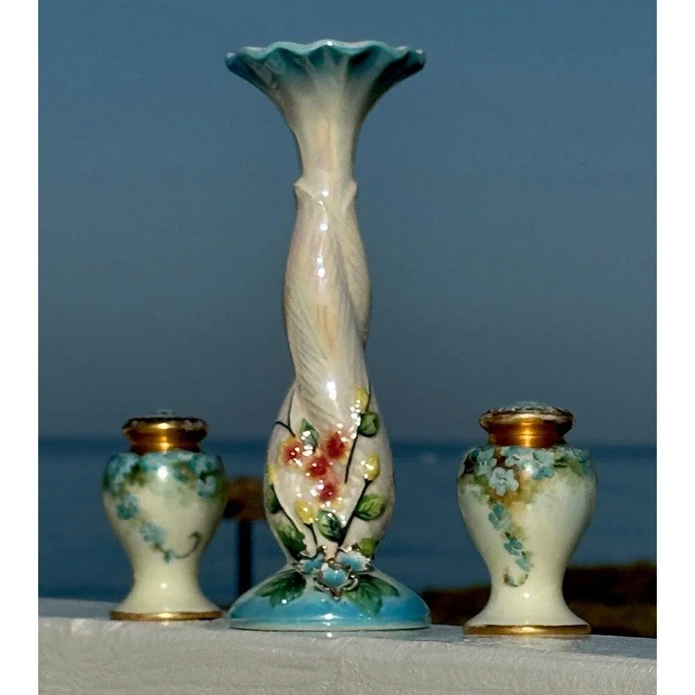Vintage‎ Norcrest Japan Bud Vase Salt Pepper Set Hand Painted Floral